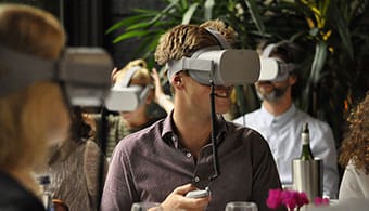 VR dinerspel aan tafel Maastricht